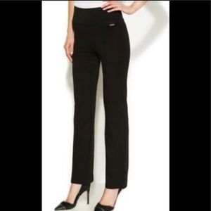 Calvin Klein
High-Rise Compression Pants